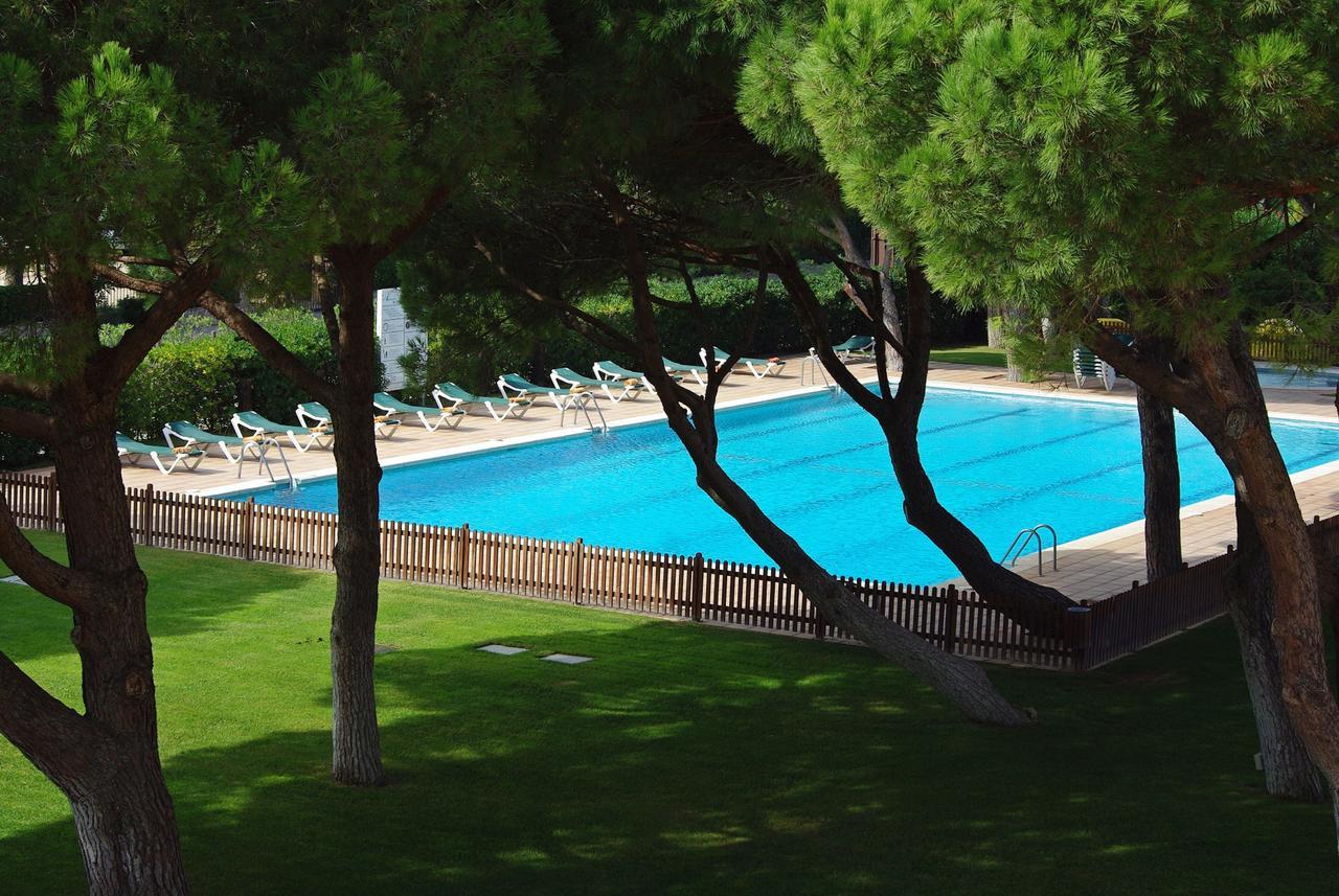 Apartaments Beach & Golf Resort Pals Esterno foto